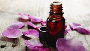 EssentialOils900